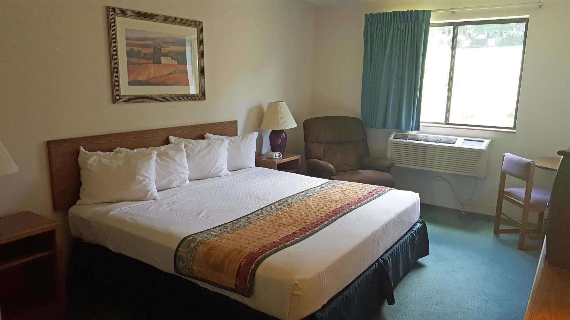 Americas Best Value Inn & Suites Cassville Roaring River Eksteriør billede