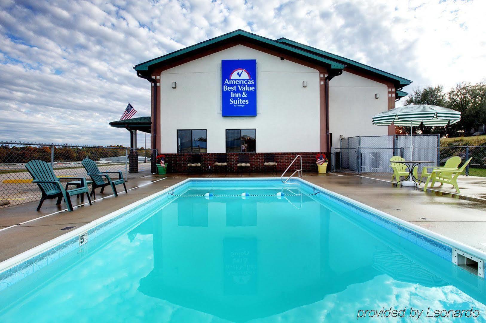 Americas Best Value Inn & Suites Cassville Roaring River Eksteriør billede